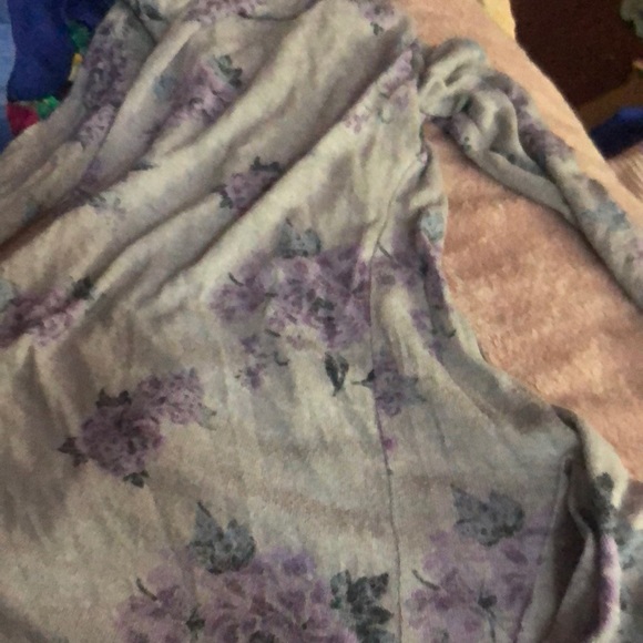 Flowered cardigan with pockets! j2 - Picture 2 of 6